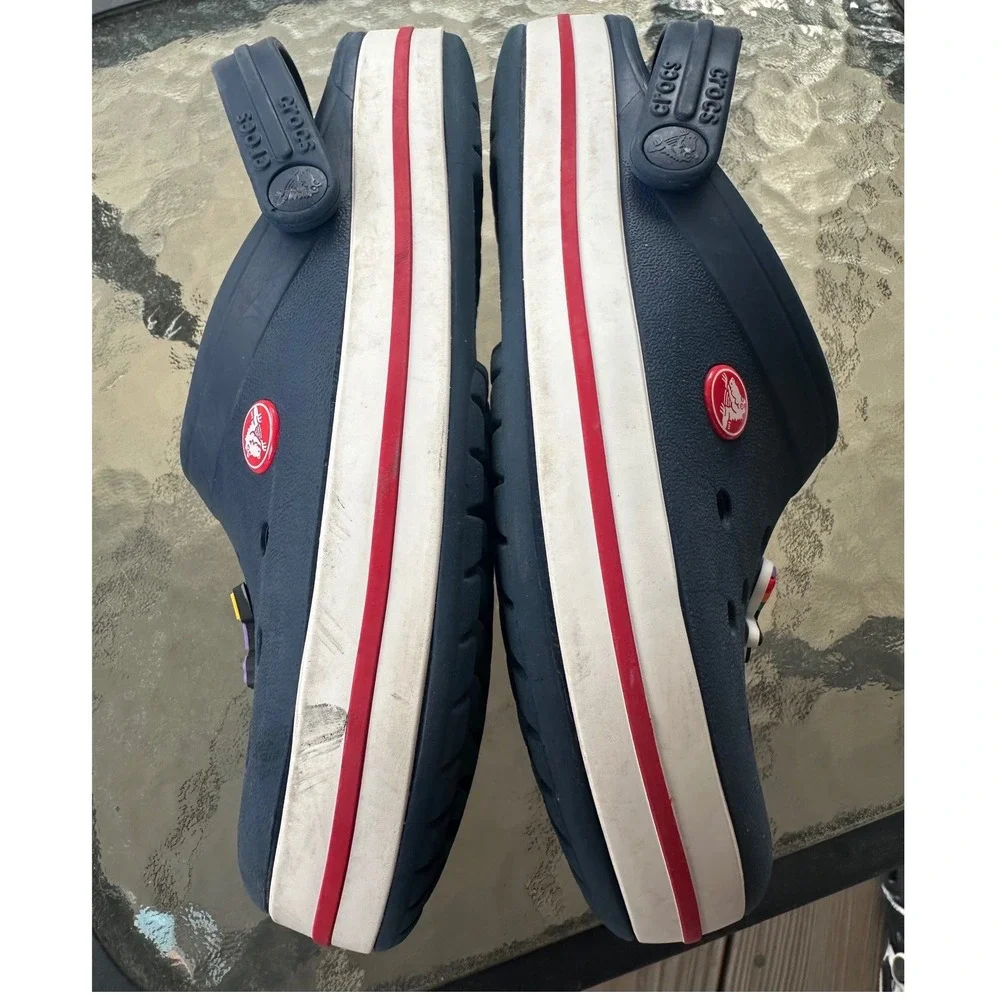 Crocs  Navy Blue White Band Red Stripe  Clogs‎ Mens 5 Womens 7